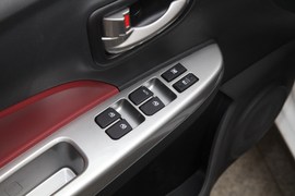 2019款长安奔奔EV360