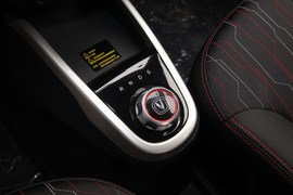 2019款长安奔奔EV360