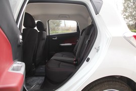 2019款长安奔奔EV360