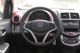 2019款长安奔奔EV360