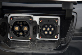 2018款电咖EV10