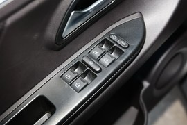 2018款电咖EV10