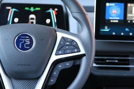 2019款比亚迪元EV535