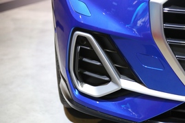 奥迪全新Q3