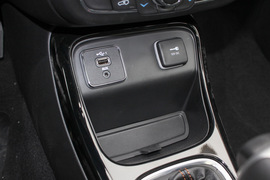 2019款Jeep指南者