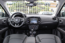 2019款Jeep指南者