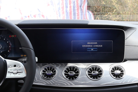2018款奔驰CLS300豪华型