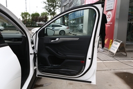 2019款福特福克斯