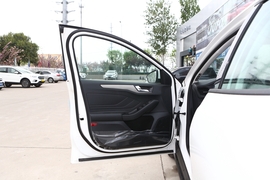 2019款福特福克斯