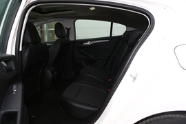 2019款福特福克斯