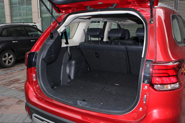 2019款三菱欧蓝德