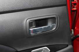 2019款三菱欧蓝德