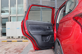 2019款三菱欧蓝德