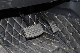 2019款三菱欧蓝德