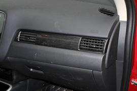 2019款三菱欧蓝德