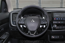 2019款三菱欧蓝德