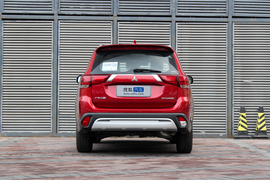 2019款三菱欧蓝德