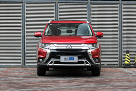 2019款三菱欧蓝德