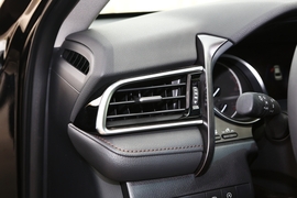 2019款丰田凯美瑞