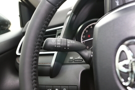 2019款丰田凯美瑞