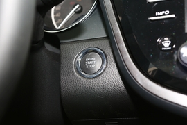 2019款丰田凯美瑞