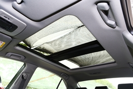 2019款丰田凯美瑞