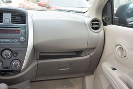 2014款日产阳光1.5XE