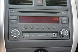 2014款日产阳光1.5XE