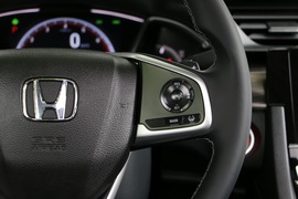 2019款东风本田思域220TURBO