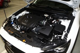 2018款马自达CX-3