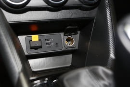 2018款马自达CX-3