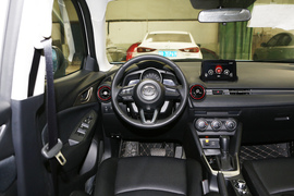 2018款马自达CX-3