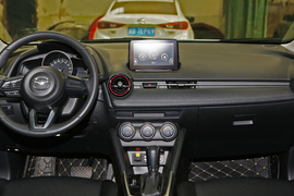 2018款马自达CX-3