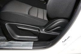 2018款马自达CX-3