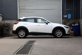 2018款马自达CX-3