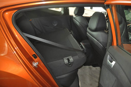 2012款现代飞思Veloster