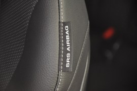 2012款现代飞思Veloster