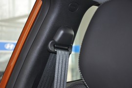 2012款现代飞思Veloster