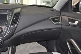 2012款现代飞思Veloster
