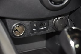 2012款现代飞思Veloster