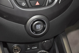 2012款现代飞思Veloster