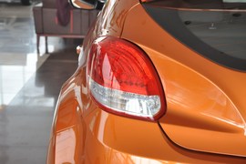 2012款现代飞思Veloster