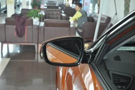 2012款现代飞思Veloster