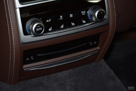 2019款宝马740Li