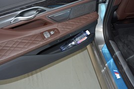 2019款宝马740Li