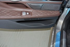 2019款宝马740Li