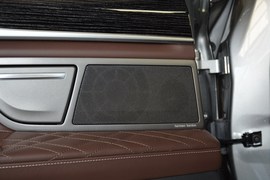 2019款宝马740Li
