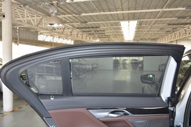 2019款宝马740Li
