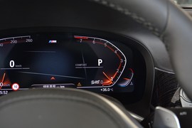 2019款宝马740Li