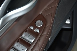 2019款宝马740Li